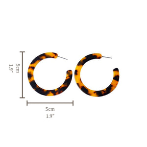 Chic Tortoiseshell Resin Hoop Annie Earrings: Effortless Style and Comfort - Lightweight Design - KME means the very best