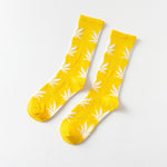 Load image into Gallery viewer, Sock Men&#39;s Comfortable Weed Crew Socks High Quality Cotton Happy Hemp Leaf Casual Long Ganga Socks For Men &amp; Women - MODA SOCMARK - KME means the very best
